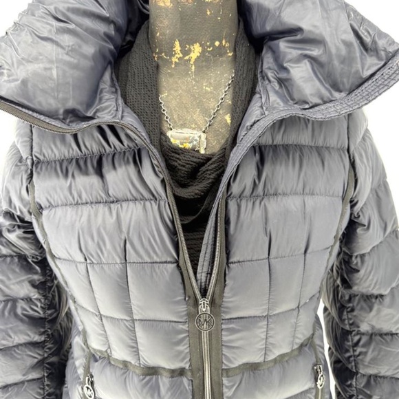 Michael Kors Packable Lightweight Down Fill Puffer Jacket Navy Size L - Picture 8 of 10